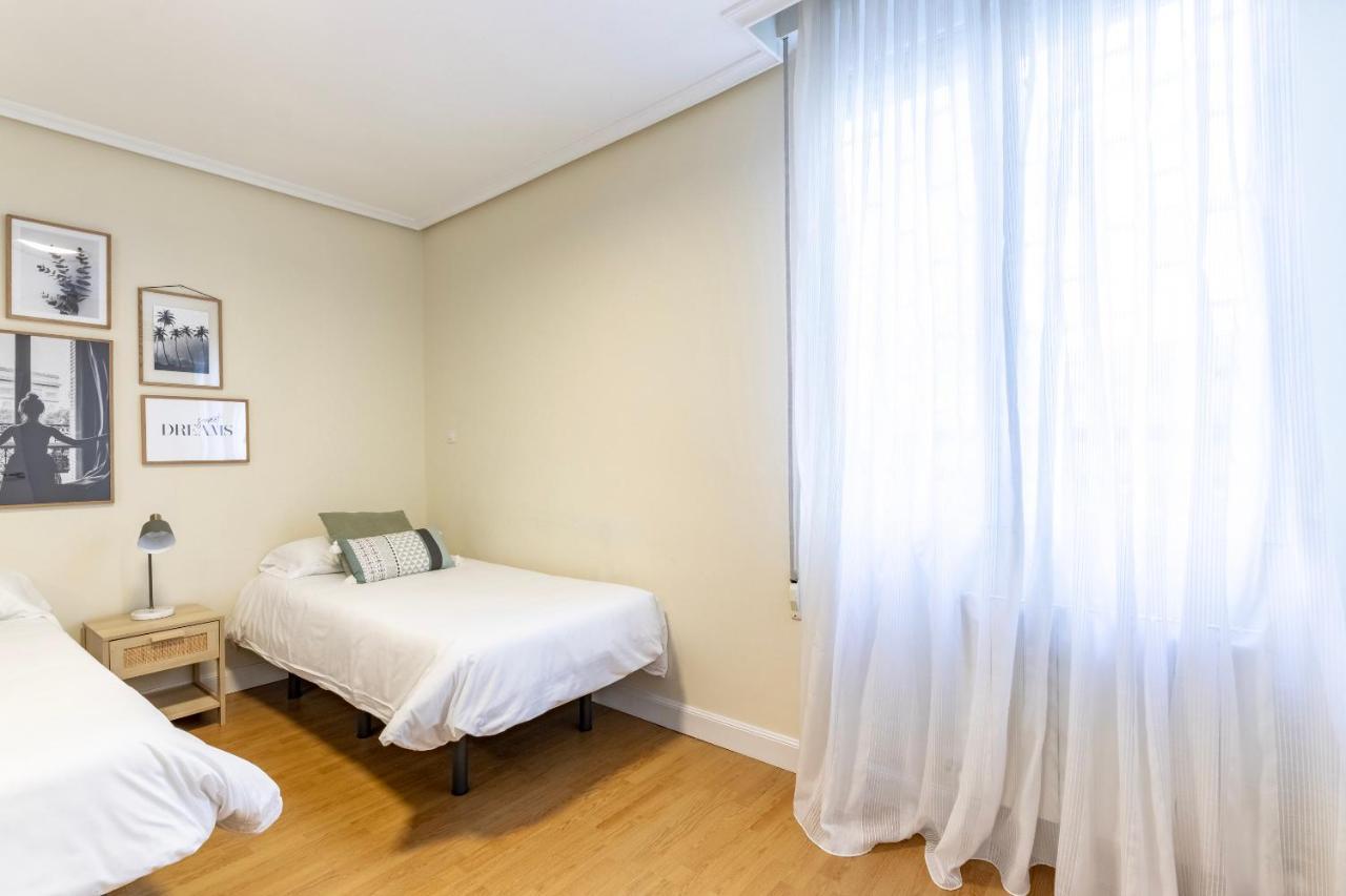 Akomodat En Apartamento En El Centro De Bilbao Con Parking 外观 照片