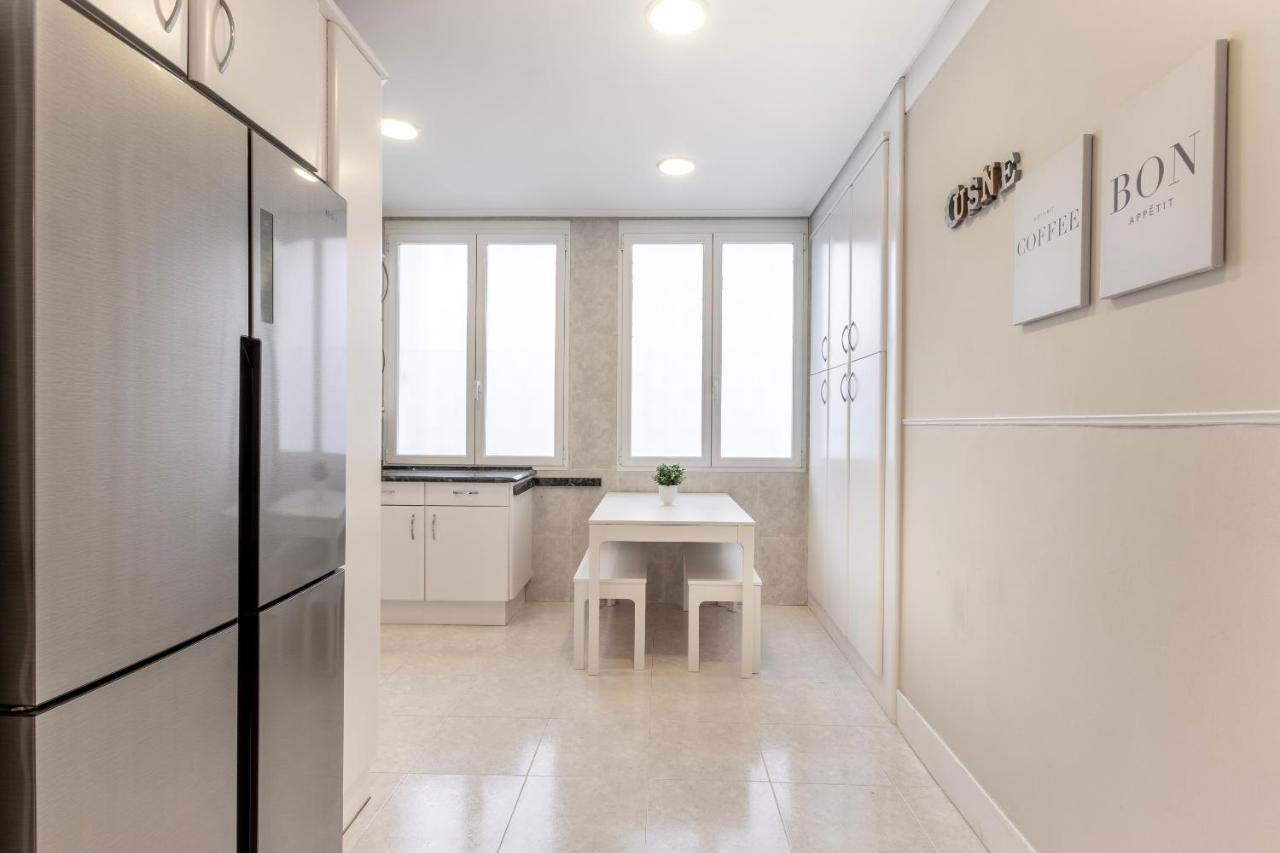 Akomodat En Apartamento En El Centro De Bilbao Con Parking 外观 照片