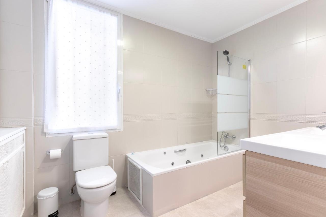 Akomodat En Apartamento En El Centro De Bilbao Con Parking 外观 照片